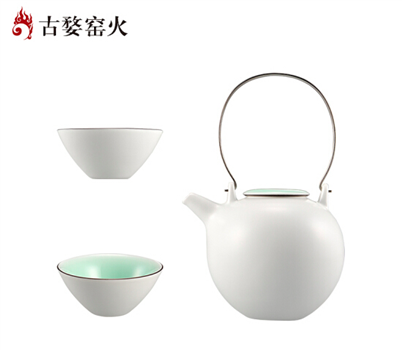 古婺窯火 經(jīng)典永藏系列 隨心·容 玉砂 一壺二杯禮盒包裝 隨心 · 容