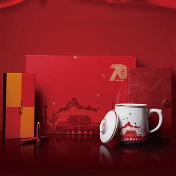 70周年大師茶敘高士杯紅木筆辦公套裝