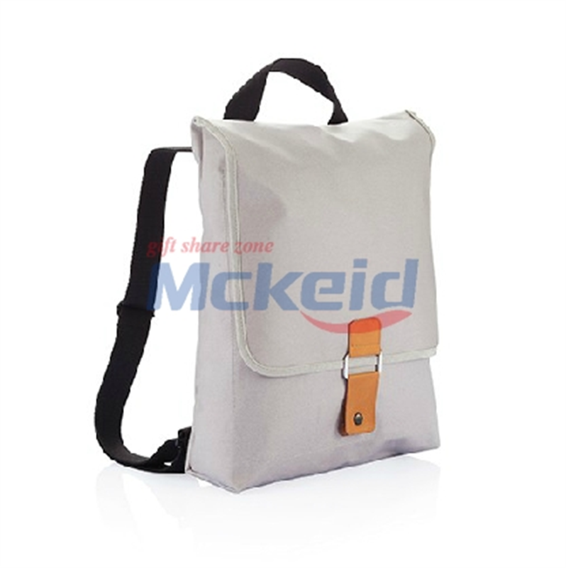 Pure 防水雙肩包