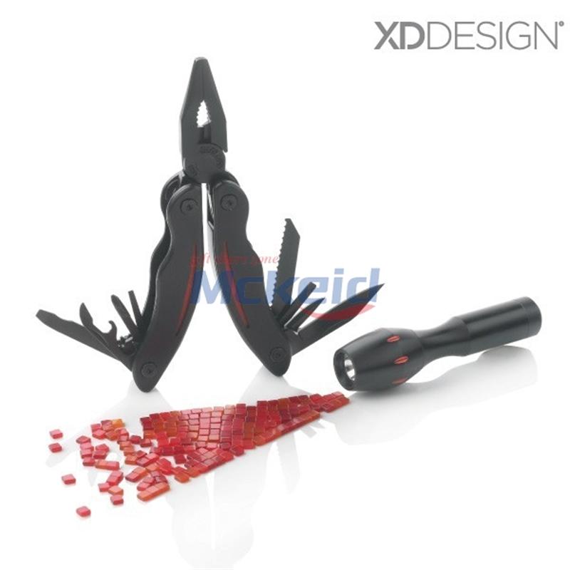 Extreme 高級多功能工具和電筒組合