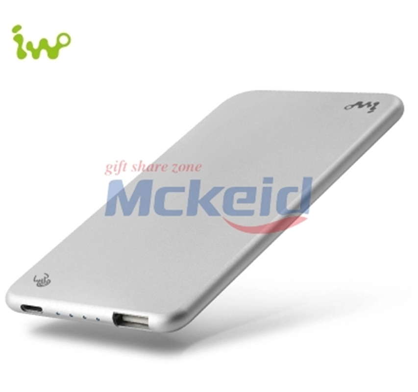 超薄卡片便攜充電寶移動(dòng)電源