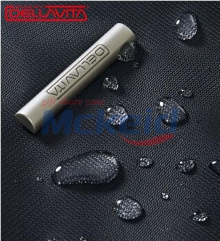 Dellavita德拉瑋特新品斜跨包運動休閑單肩包 黑色