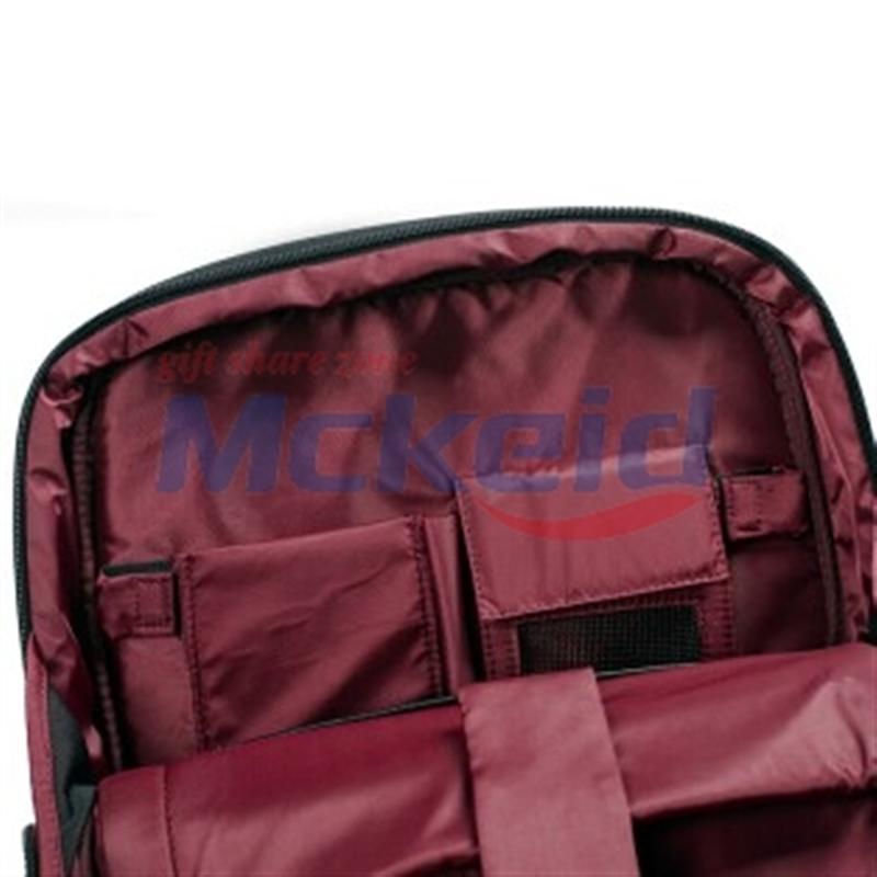 Dellavita德拉瑋特男士雙肩包商務(wù)休閑背包電腦包黑色