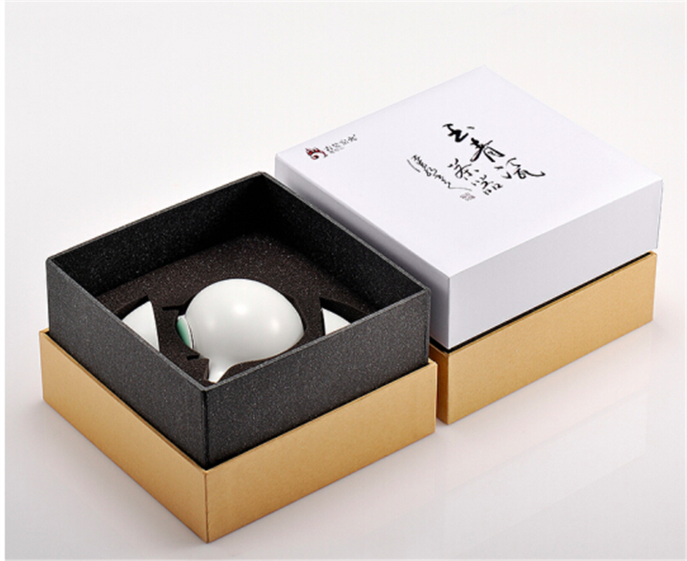 古婺窯火 經(jīng)典永藏系列 隨心·容 玉砂 一壺二杯禮盒包裝 隨心 · 容