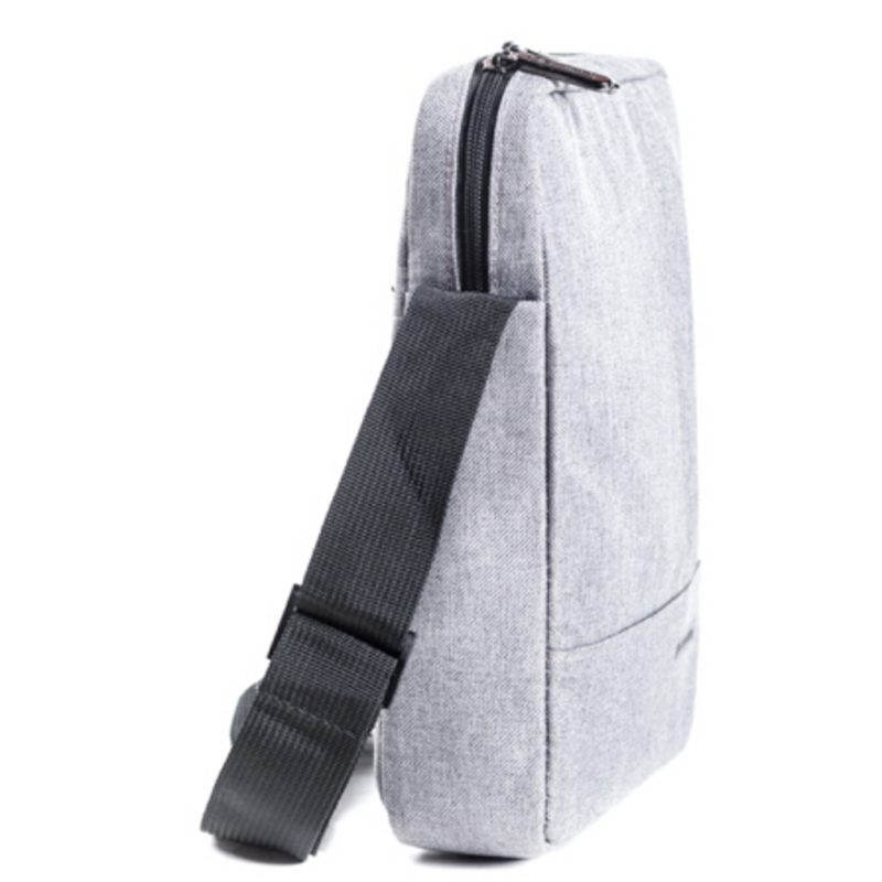 Dellavita德拉瑋特新品運(yùn)動(dòng)單肩包休閑斜跨包 淺灰色
