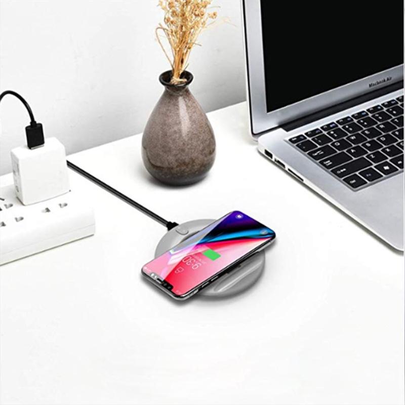 桌面無線手機(jī)智能定頻充電器