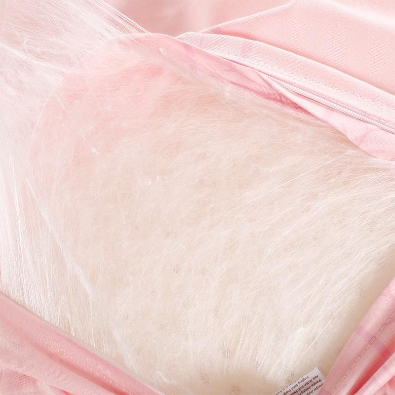 金加瀛 專利產(chǎn)品 蠶絲乳膠枕