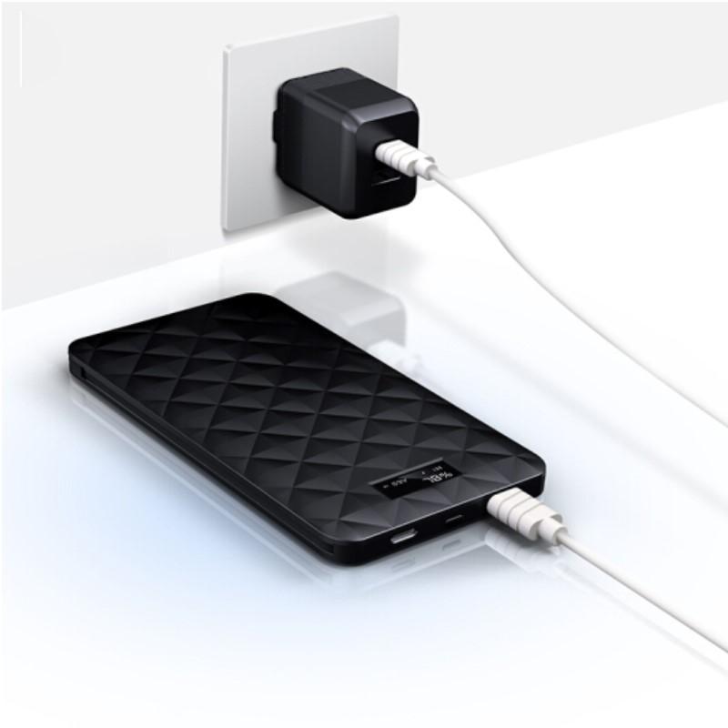 愛沃可（iWALK）10000毫安充電寶移動(dòng)電源 快充數(shù)顯自帶蘋果typec線 黑色 適用iPhone三星華為錘子手機(jī) 