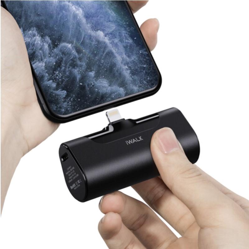 愛沃可 (iWALK ) 蘋果迷你便攜充電寶 直插可愛移動電源 黑色 適用iPhone 8/X/XR/11手機(jī) 