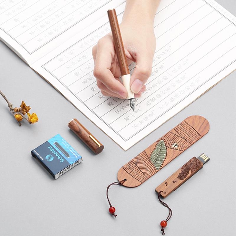 紅木質(zhì)鋼筆書簽?zāi)姨籽b高檔文藝生日禮物老師紀(jì)念品送禮定制刻字