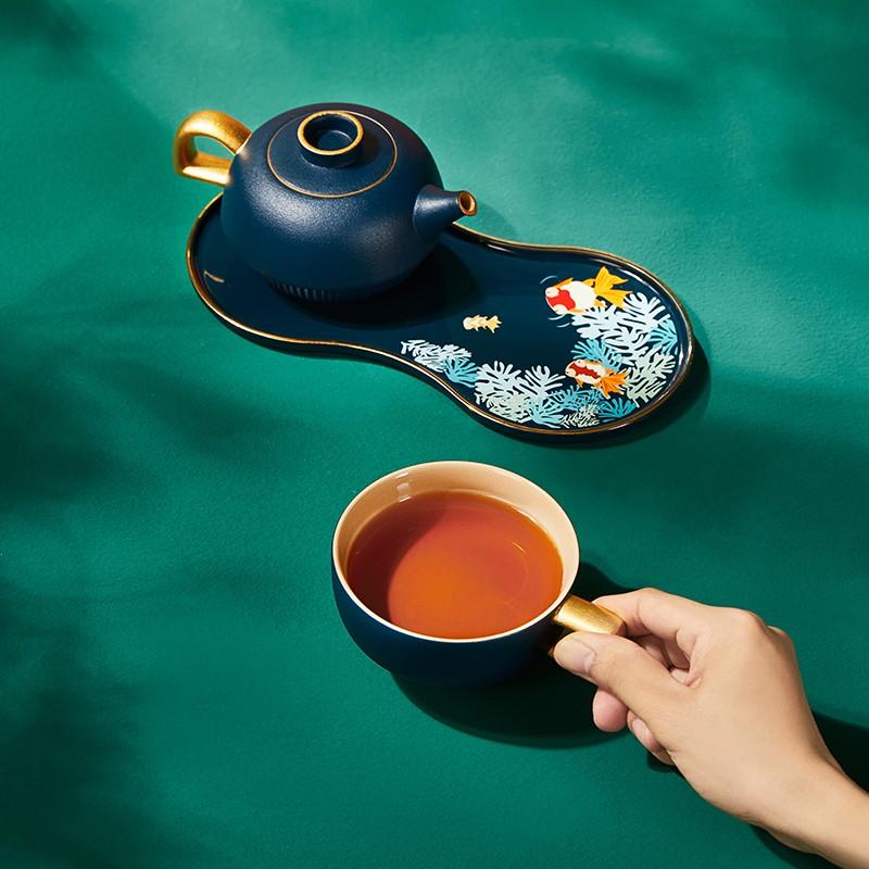 哲品魚知樂·壺疊杯 