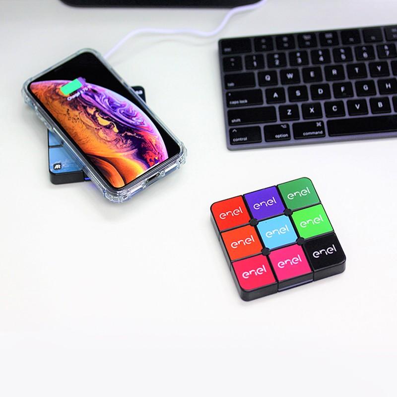 魔方的無(wú)線充電器