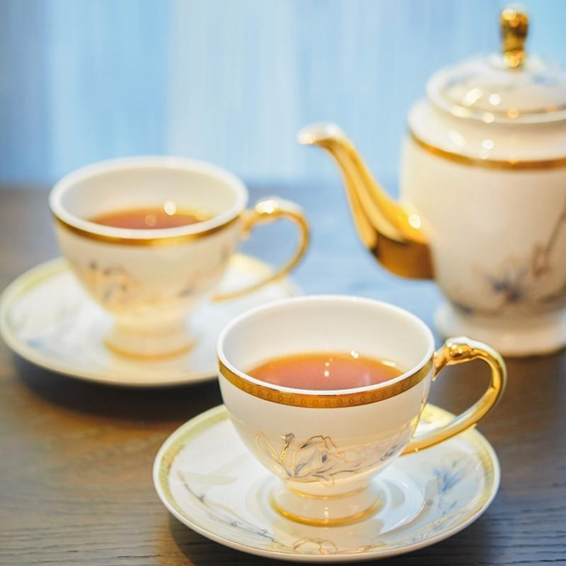 進(jìn)博盛宴琺瑯彩茶具