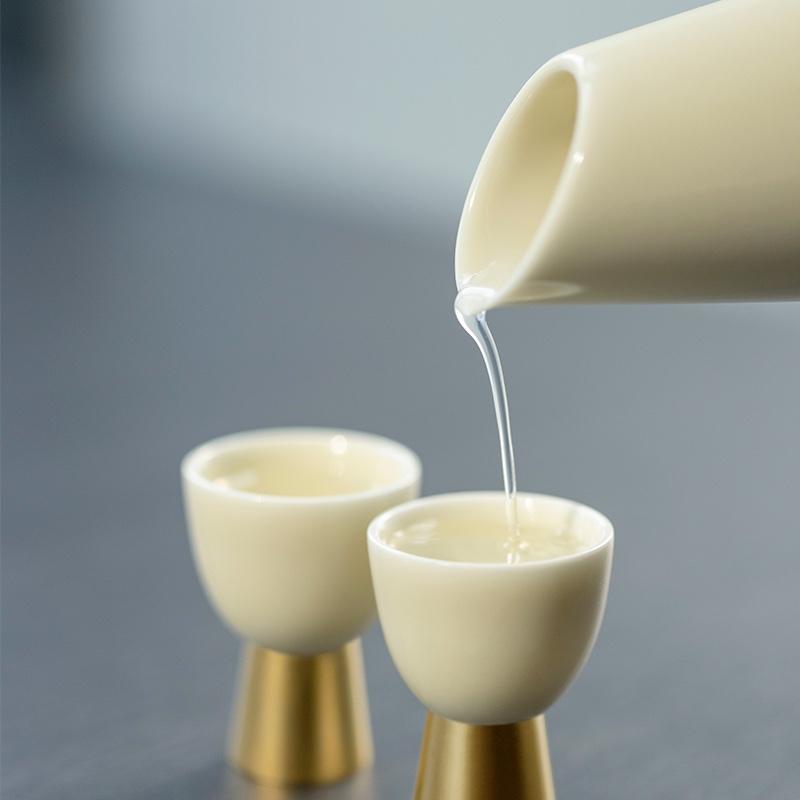 另LIVEIN陶瓷烈酒杯酒壺套裝家用中式分酒器酒盅高檔創(chuàng)意個性禮品