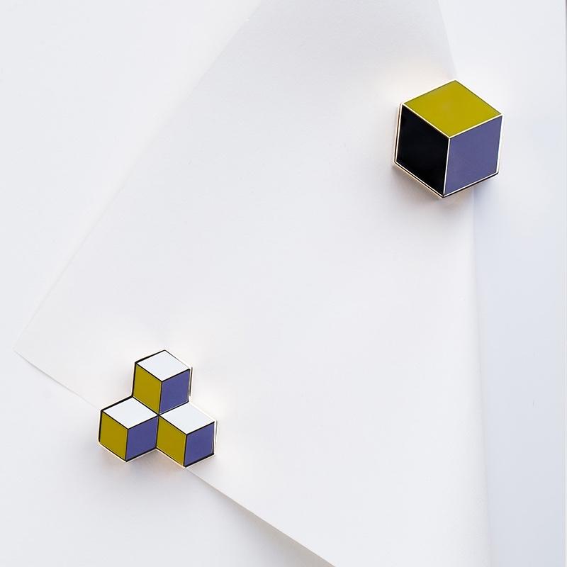 另 有昆·鎮(zhèn)紙鎮(zhèn)時尚中國風(fēng)文房四寶 創(chuàng)意鏡面合金裝飾品桌面擺件