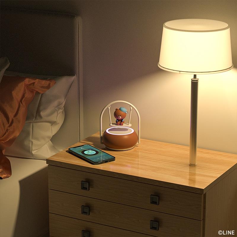 LINE FRIENDS無(wú)線藍(lán)牙音箱高音質(zhì)桌面音響布朗熊秋千女生可愛(ài)禮物