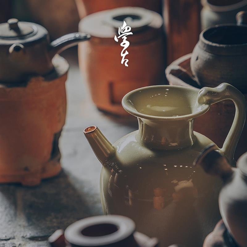 學(xué)古|唐·830水注 越青釉水注瓶仿古瓷器側(cè)把壺陶瓷收藏?cái)[件1.7L