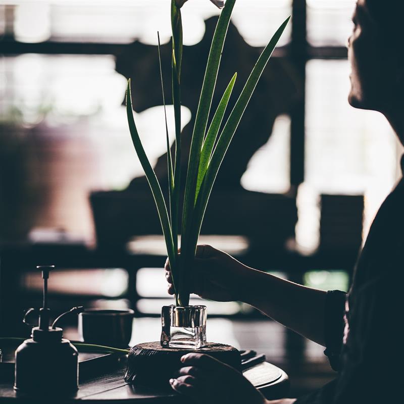 學(xué)古|花小錢 中式水晶花器花瓶插花藝純銅劍山禮盒新年婚慶送禮