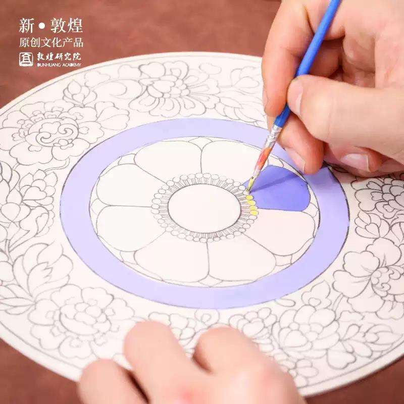 敦煌研究院 壁畫(huà)圖案diy填色團(tuán)扇 古風(fēng)團(tuán)扇創(chuàng)意文創(chuàng)禮品高級(jí)感